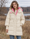 Weiße leichte Steppjacke mit pinkfarbenen Details