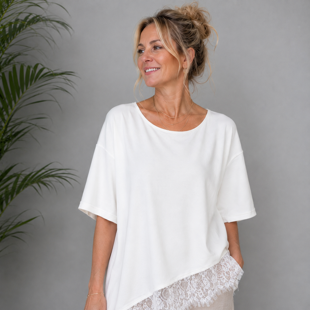 Shirt mit Spitzenabschluss - Weiß | Gr. 38-44