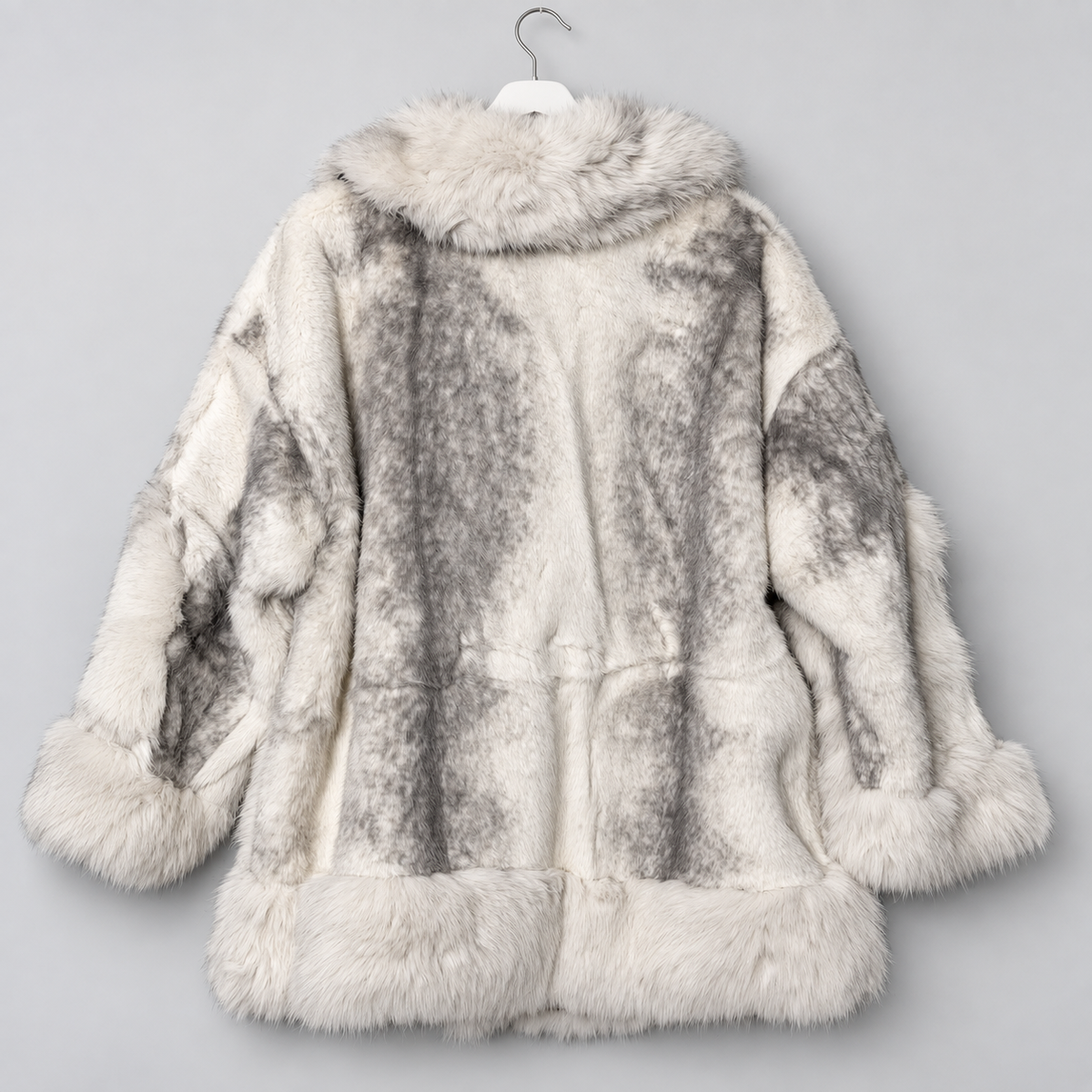 Kunstfelljacke in Creme-Grau mit XXL-Kragen | Gr. 42-44
