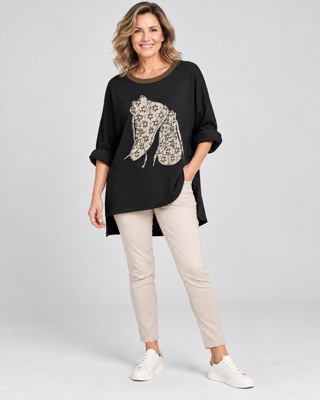 Oversize-Shirt mit Sneaker-Motiv und Strass | Gr. 40-46 | verschiedene Farben