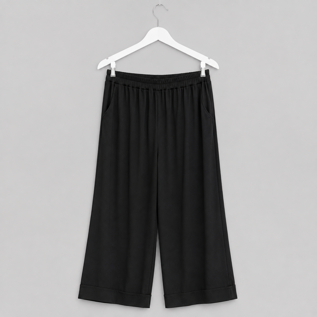 Schwarze Sommerhose mit elastischem Bund  Gr. L-XXL