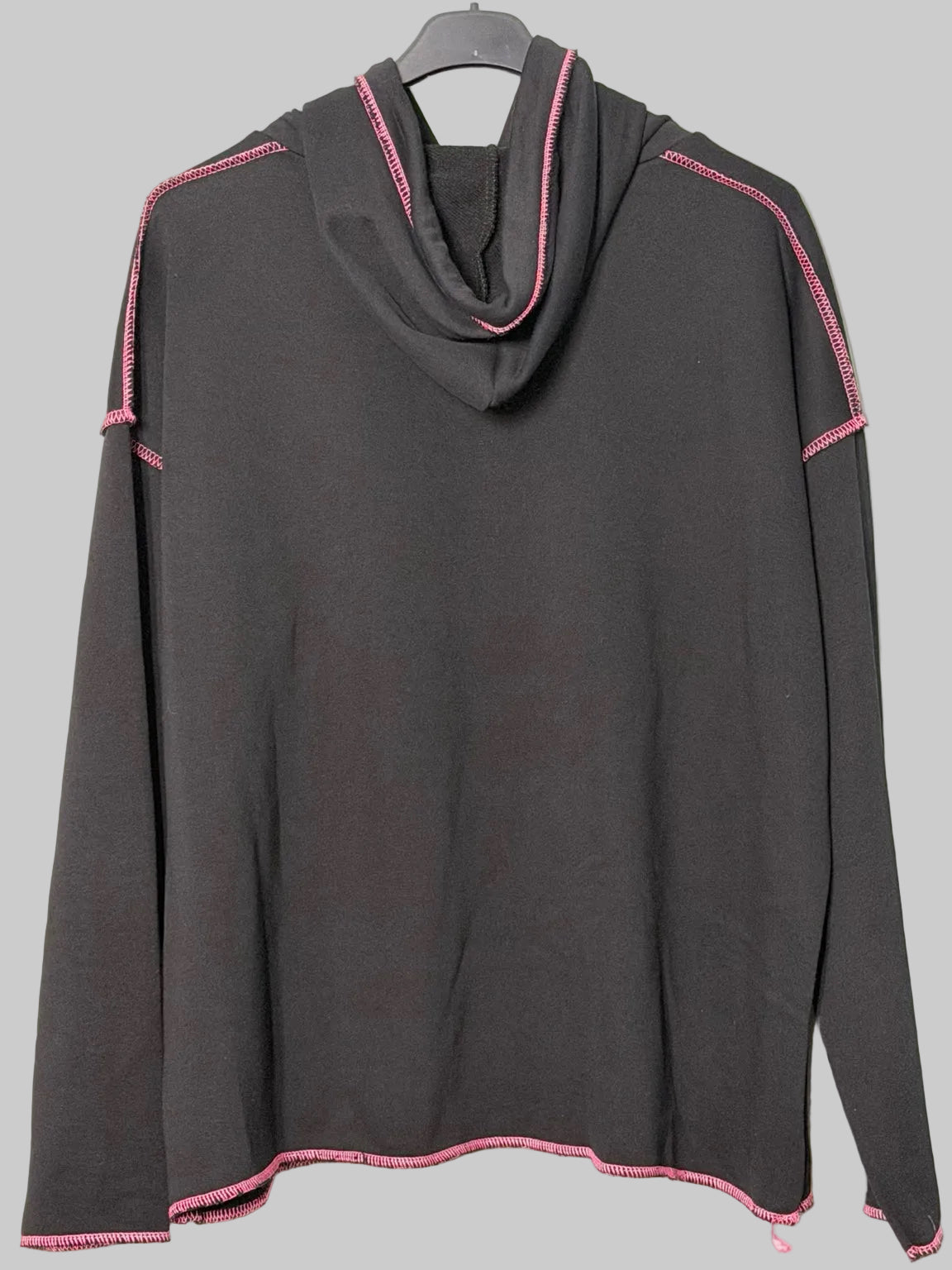 Lässiges Kapuzenshirt „SOHO“ mit Kontrastnähten | Gr. 42–46 | verschiedene Farben
