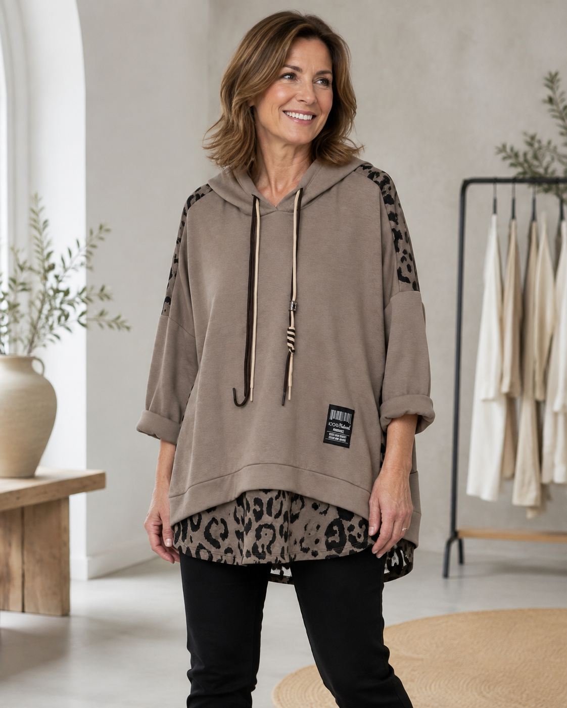 Oversize-Hoodie in verschiedenen Farben mit Leo-Einsätzen | Gr. 40-46