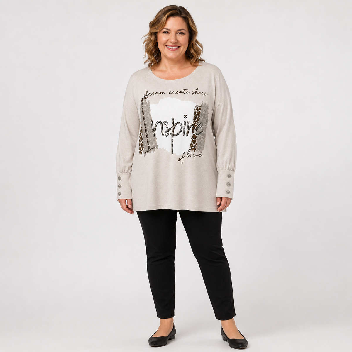 Curvy Longshirt  | Taupe mit Strassprint und Schmuckmanschetten | Gr. 44-50