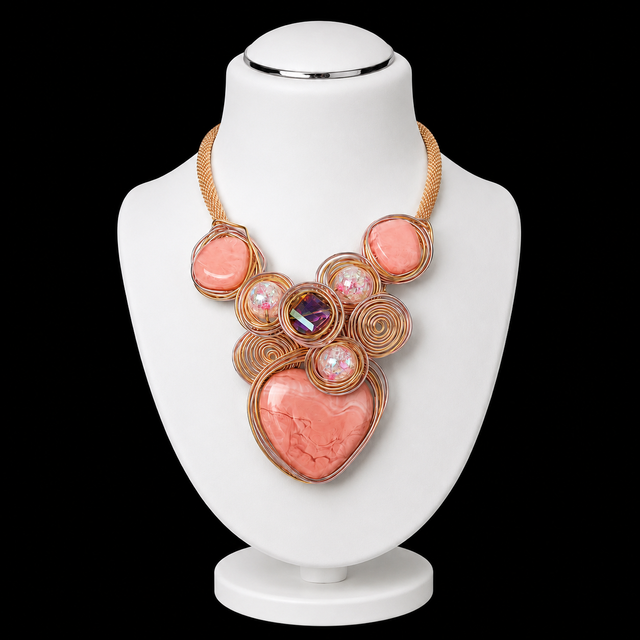 Sanftrosa gewickeltes Drahtherz | handgefertigte Bib-Halskette | Farbe Rosa /  Gold