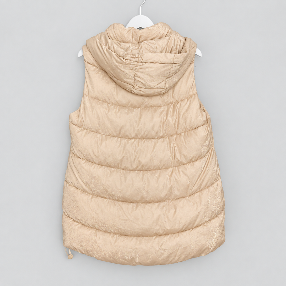Lange Steppweste in Creme mit Kapuze | L und XL
