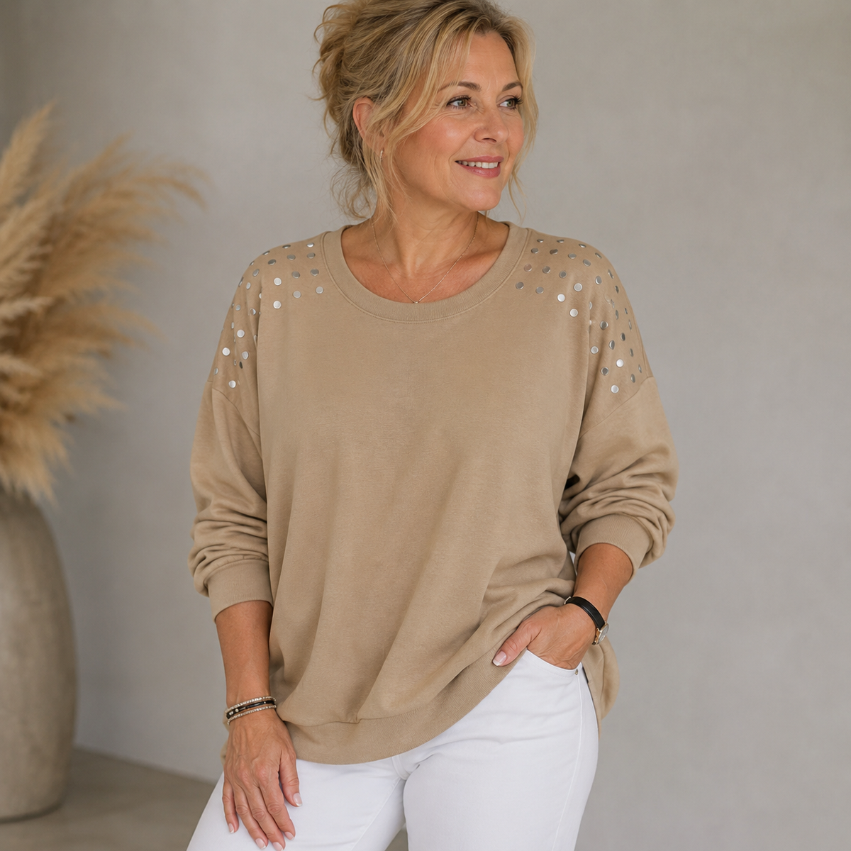 Statement-Shirt mit silbernen Details Gr 38-44 - Beige.