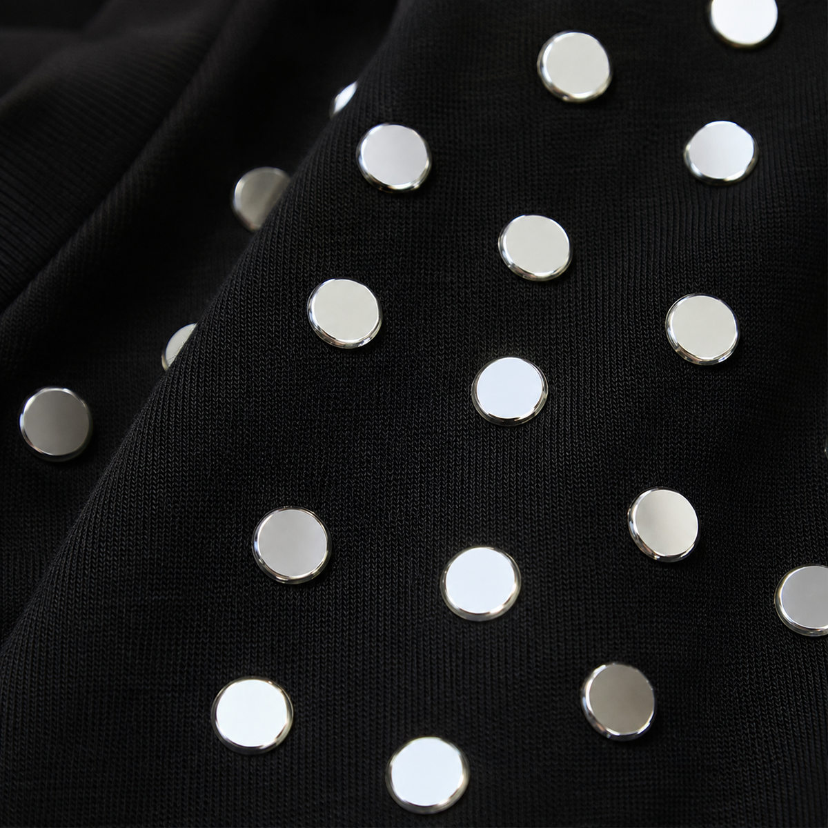 Statement-Shirt mit silbernen Details Gr. 38-44 - Schwarz