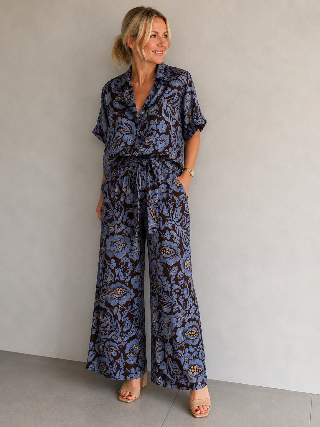 Zweiteiliges Ensemble - Bluse & Hose | Gr. 38-42 | Made in Italy
