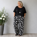 Leichte Viskosehose mit modernem Allover-Print | Gr. 48-56