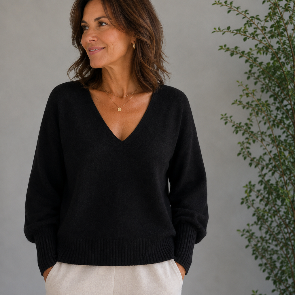 Strickpullover mit V-Ausschnitt | Gr. 38-44 | Schwarz