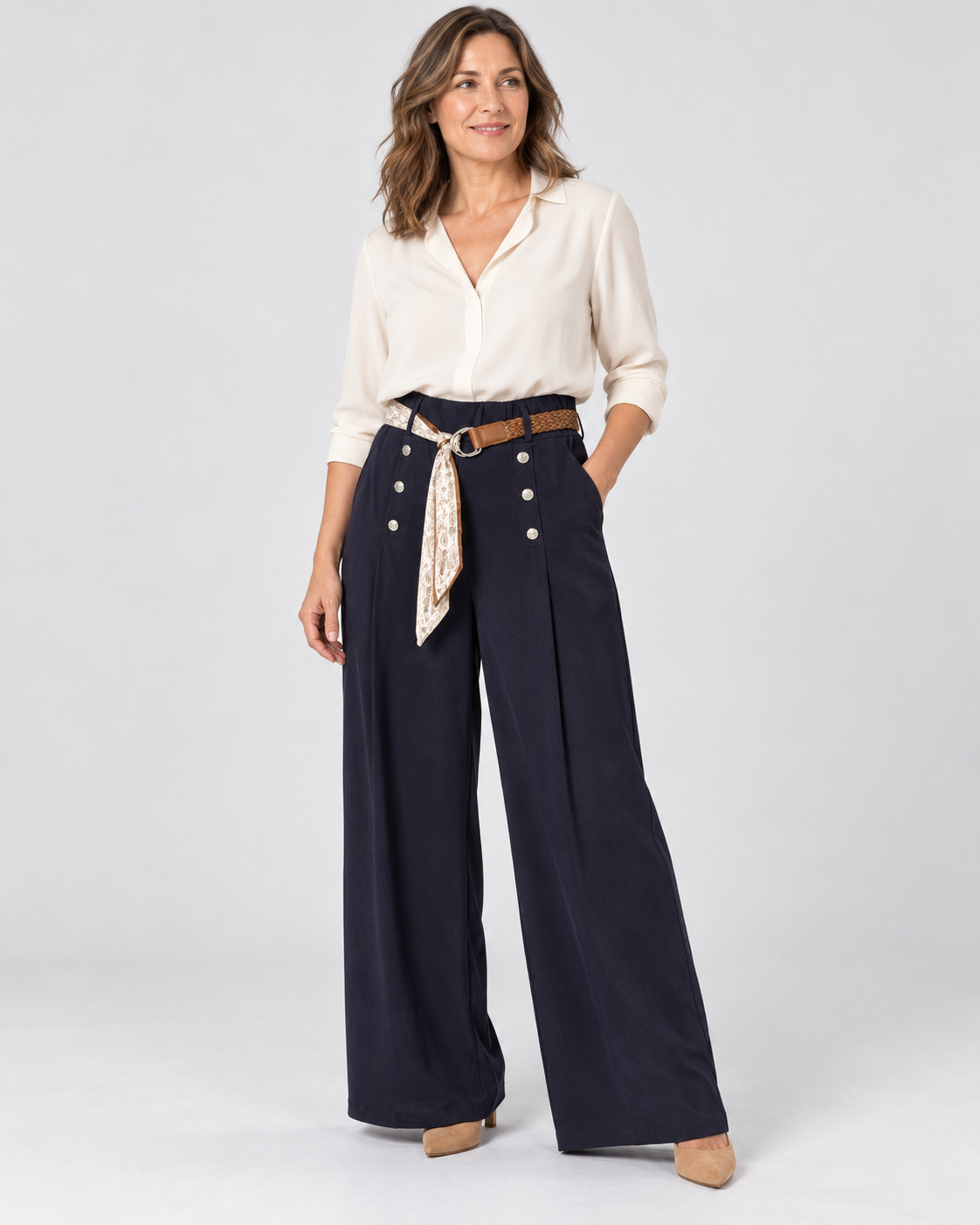 Marlenehose mit Schmuckknöpfen und Gürtel | Gr. 42-46 | Dunkelblau und Braun
