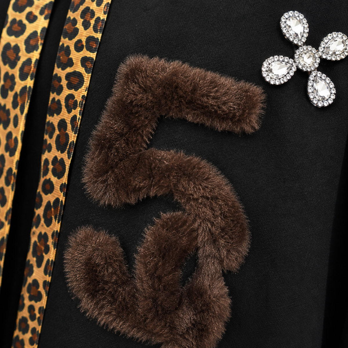 Hoodie mit Leo-Details Gr. 40-46 Schwarz