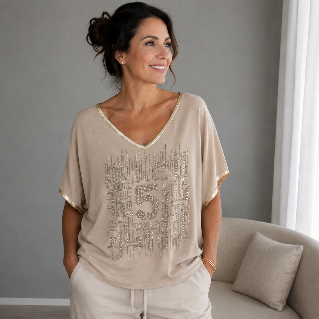 Glitzer-Shirt mit Strass - Eleganz trifft Glamour Gr. 42-46