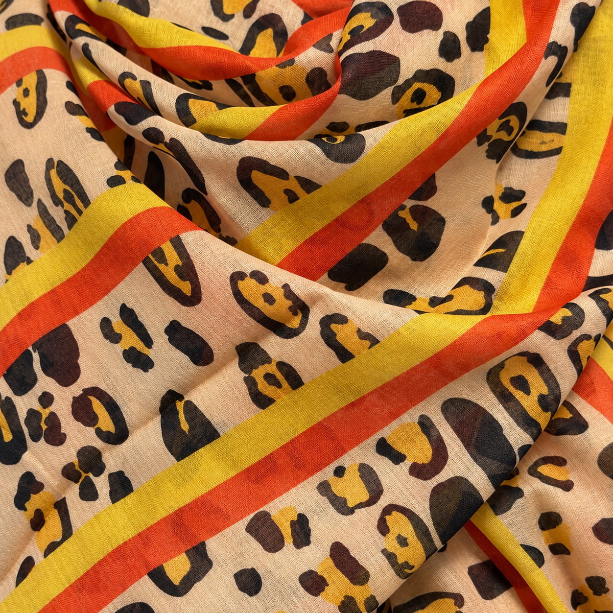 Leo trifft Farbe - Tuch mit Orange und gelb  80 x 180 cm
