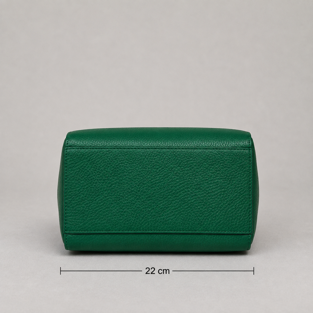 Italienische Echtleder-Handtasche in Grün - zeitlos & elegant