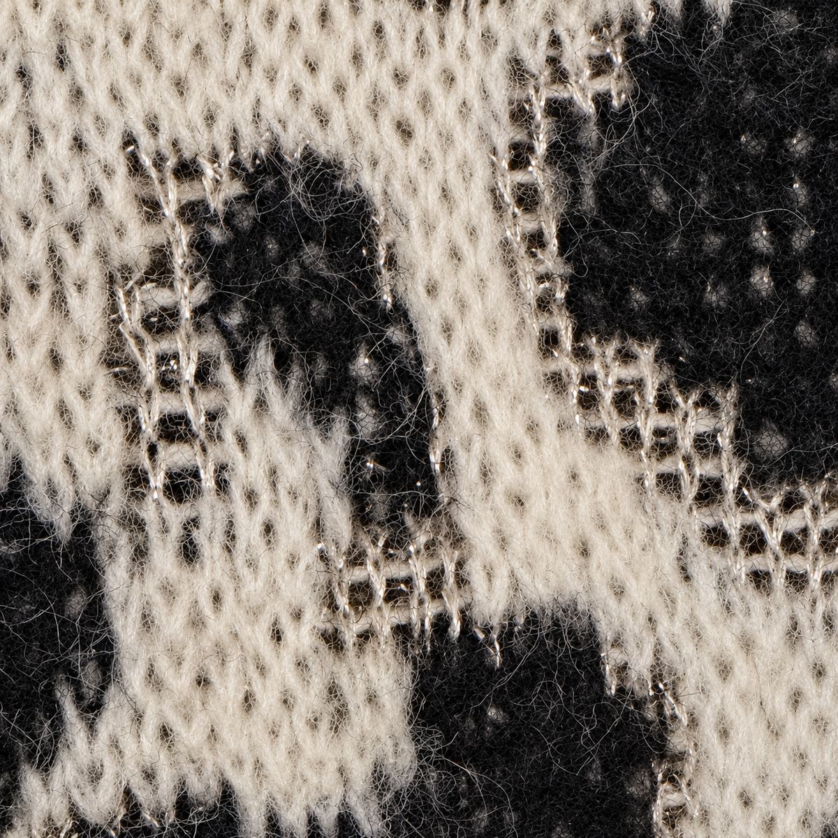 Flauschiger Leo-Strickpullover mit Glitzerfäden | Gr. 38-42