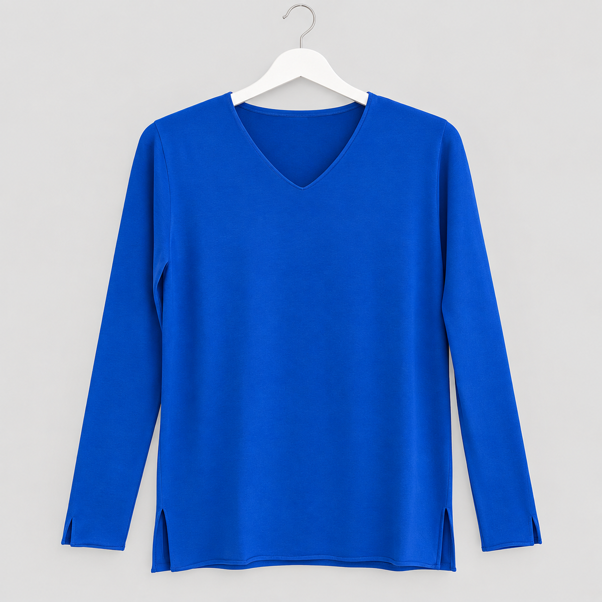 Langarmshirt in Königsblau mit V-Ausschnitt | Gr. 36-38