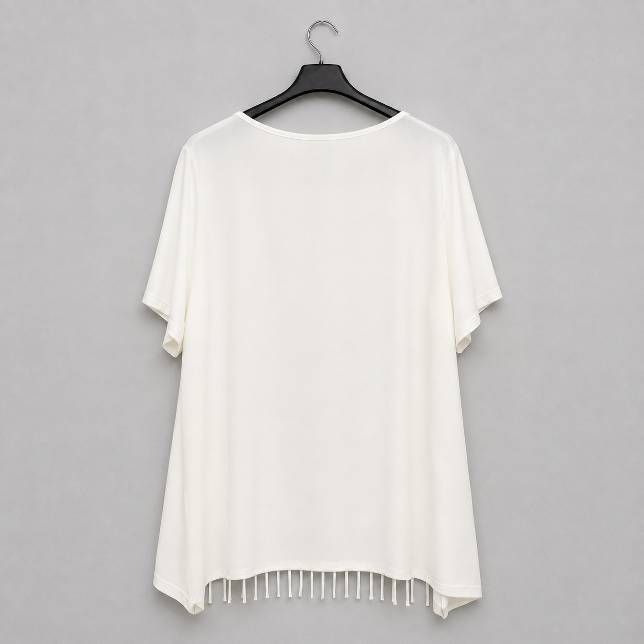 Weißes Shirt mit Stern-Applikation und Fransen  Gr. 40-50