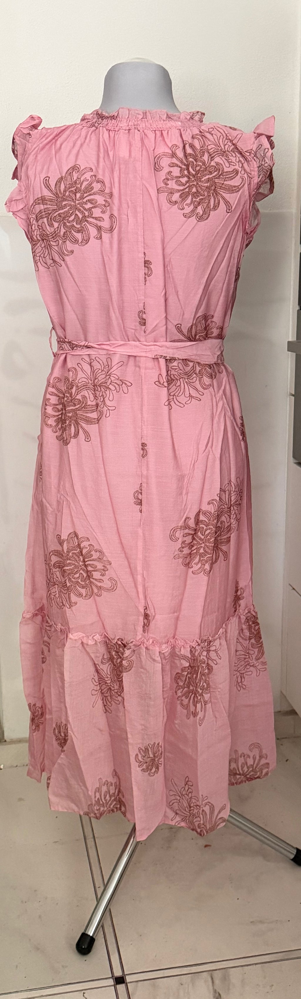 Maxikleid in Altrosa mit floralem Print  | Gr. M/L