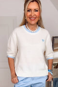 Eleganter Feinstrickpullover in Cremeweiß mit zarten Hellblau-Akzenten | Größe 38-42