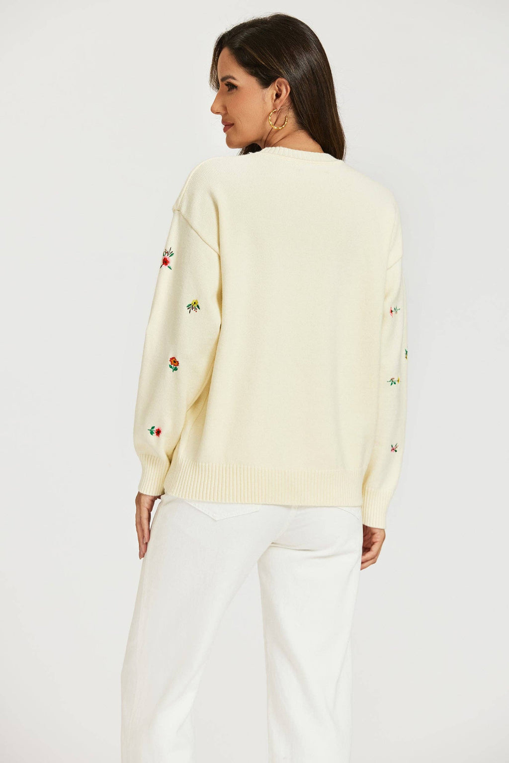 Pullover in Creme mit Blumenstickerei Gr. 40-42